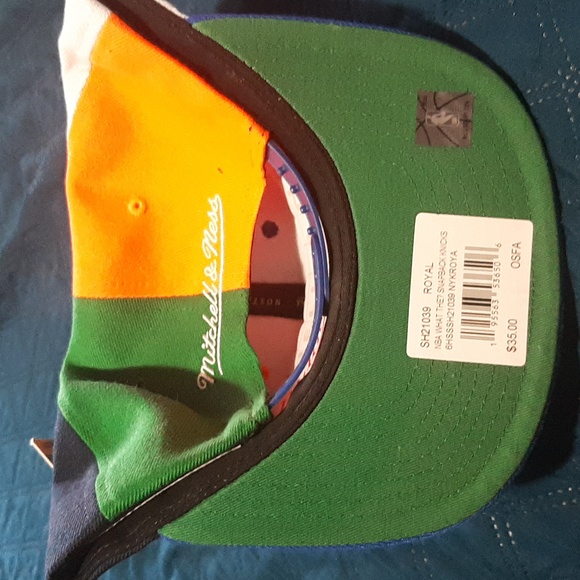 New york knicks mitchell & ness hat - Picture 2 of 4